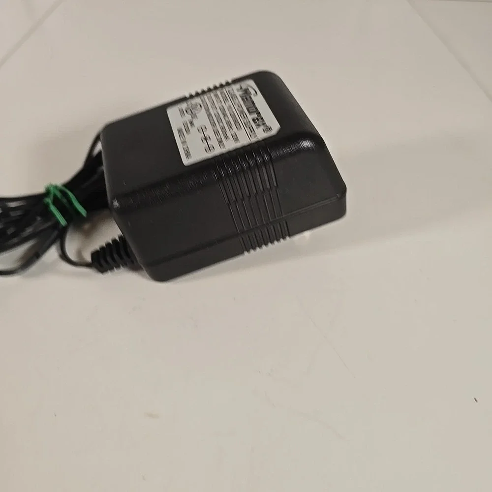 Memorex (YU120090D3) Heavy Duty AC Power Supply Charger Adapter (12VDC 900Ma)‎